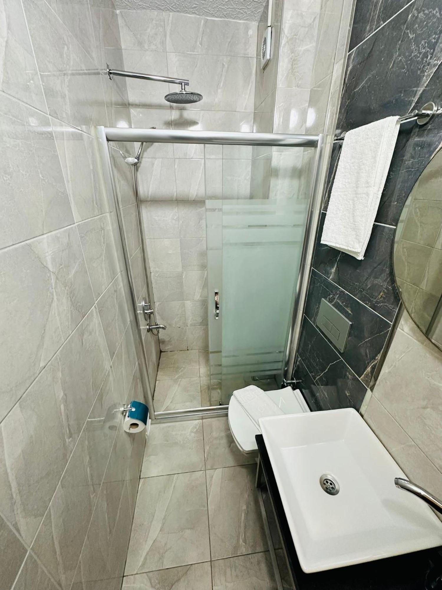 Taksim Brand Suit Hotel Estambul Exterior foto