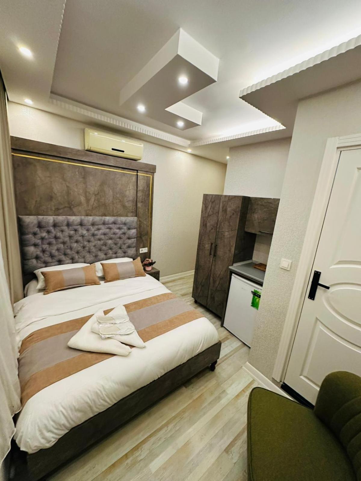 Taksim Brand Suit Hotel Estambul Exterior foto